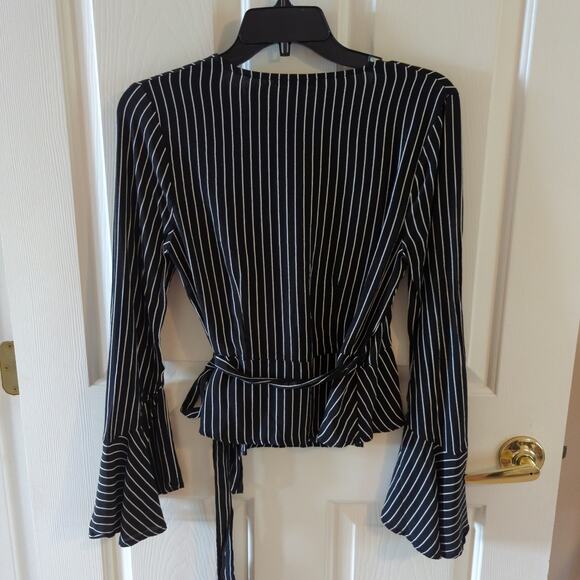 Three Dots Wrap Top, EUC, S - Picture 5 of 5